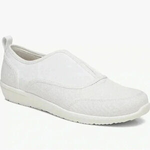 Vionic Women's Magnolia Denver Casual Slip-On Sneaker 6.5